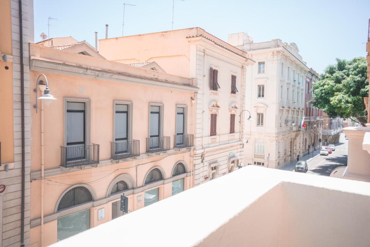 Linee Moderne Apt - Wifi - Ac Cagliari Luaran gambar