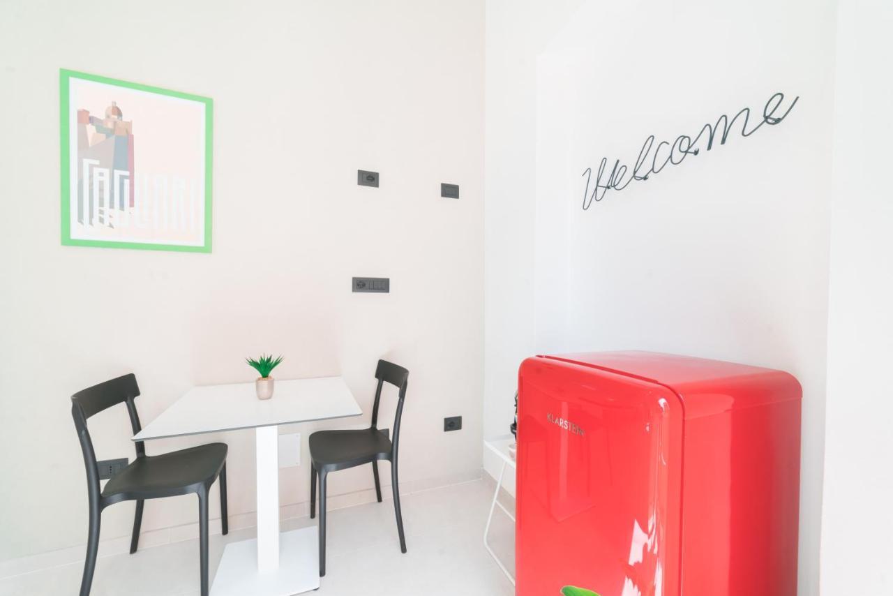 Linee Moderne Apt - Wifi - Ac Cagliari Luaran gambar