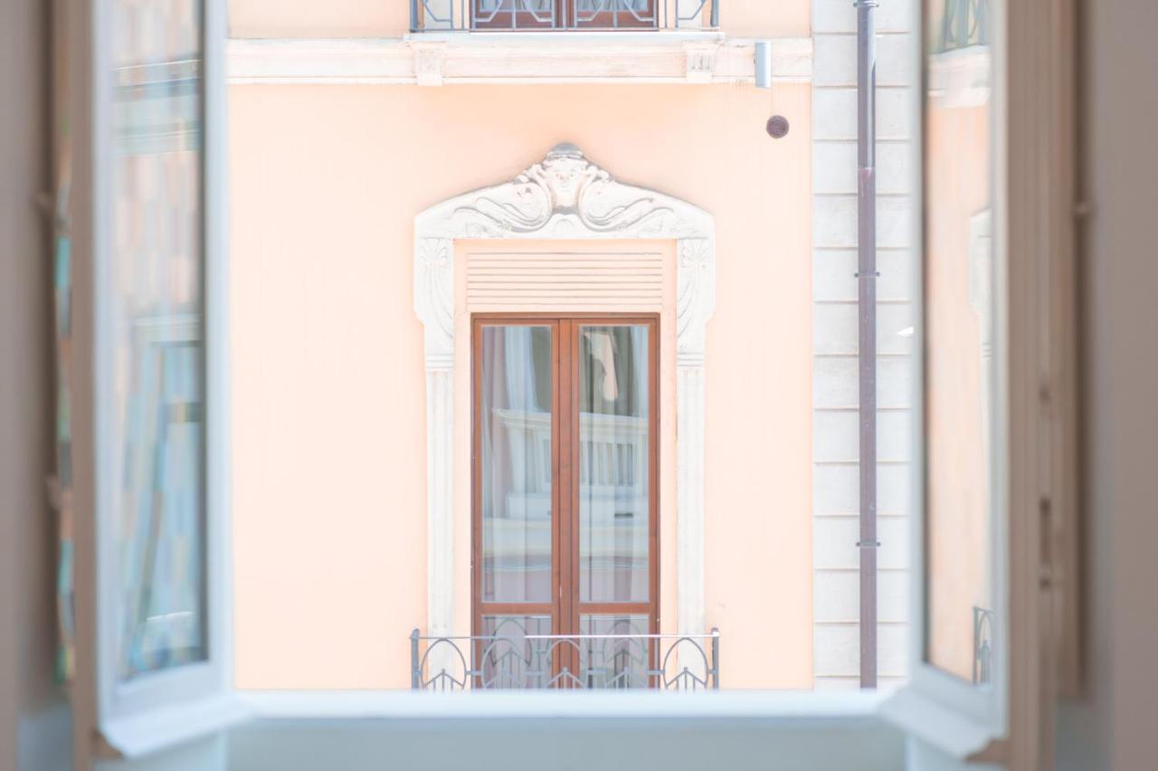 Linee Moderne Apt - Wifi - Ac Cagliari Luaran gambar