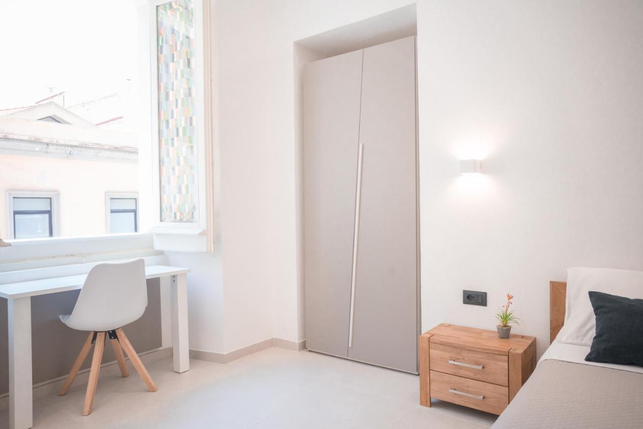 Linee Moderne Apt - Wifi - Ac Cagliari Luaran gambar