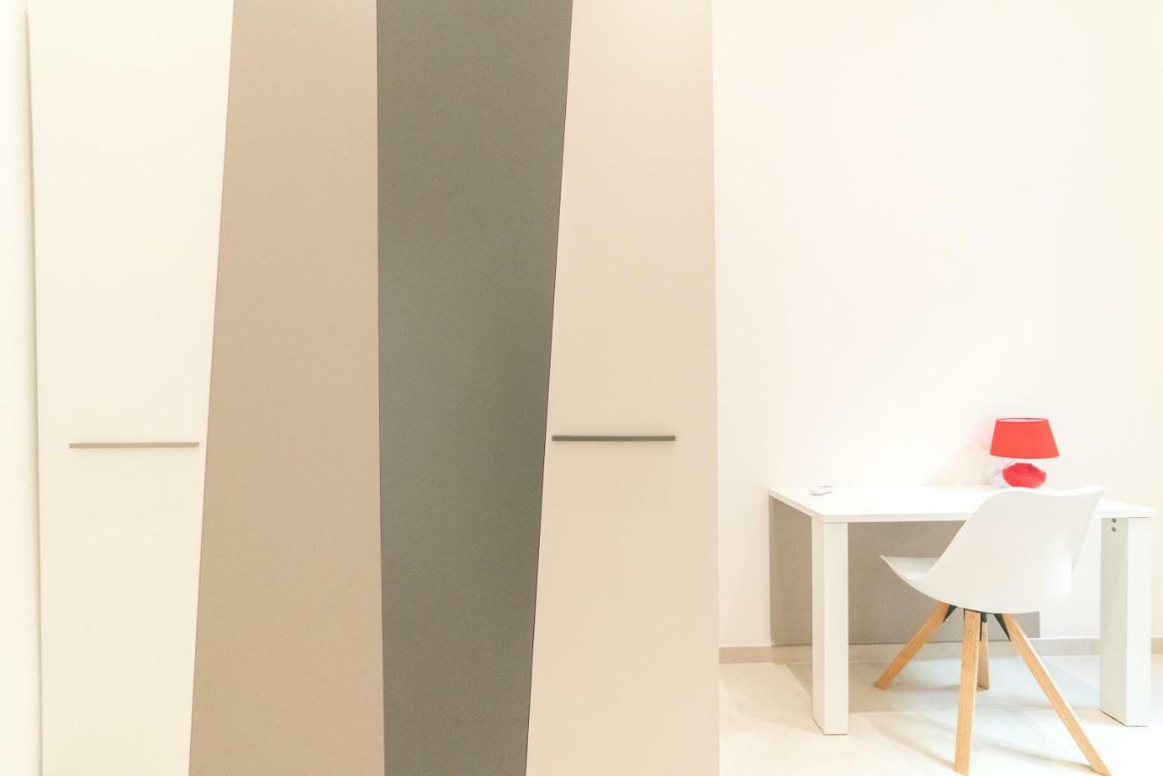 Linee Moderne Apt - Wifi - Ac Cagliari Luaran gambar